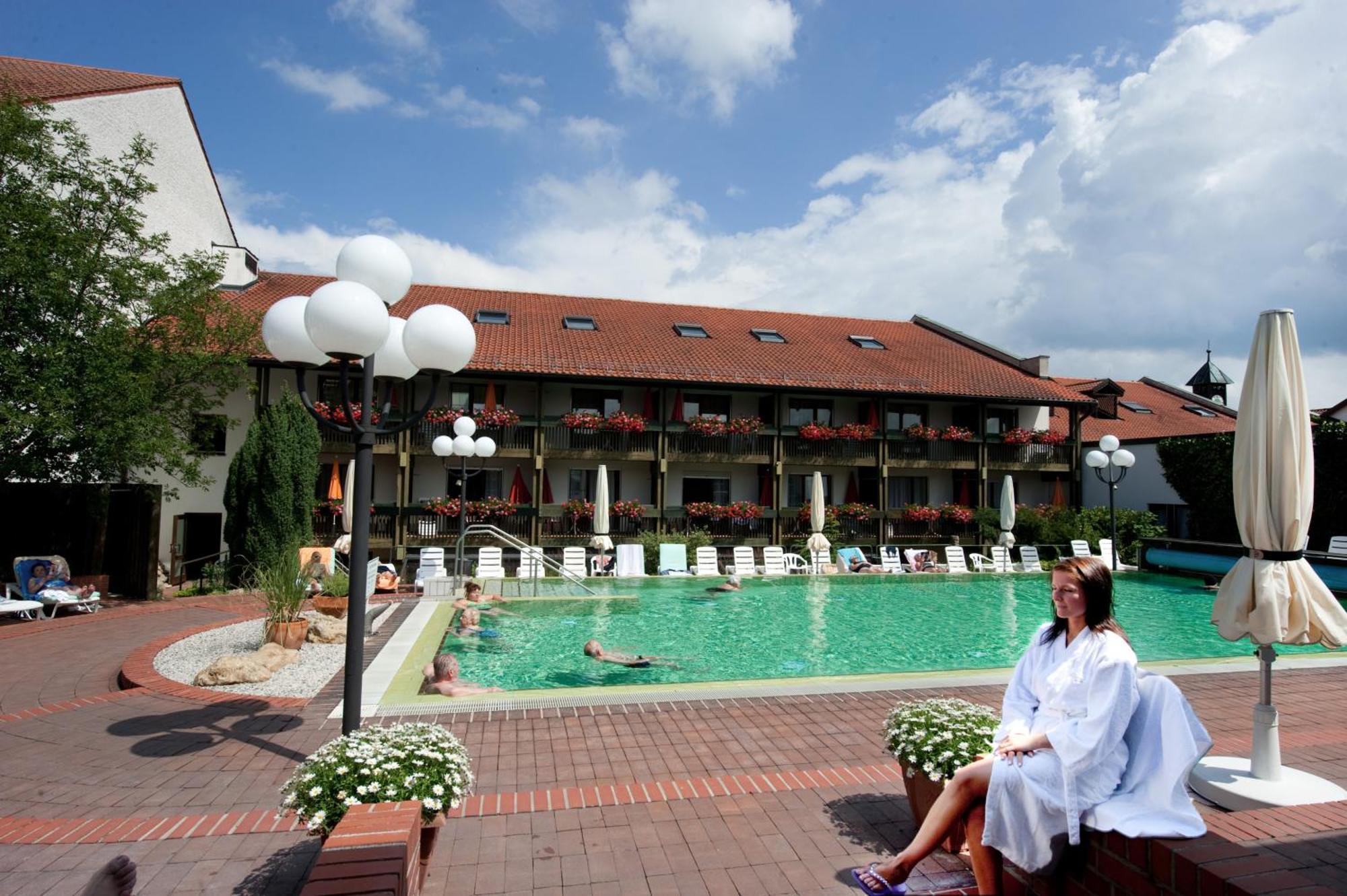 Hotel Glockenspiel Bad Griesbach  Exteriör bild